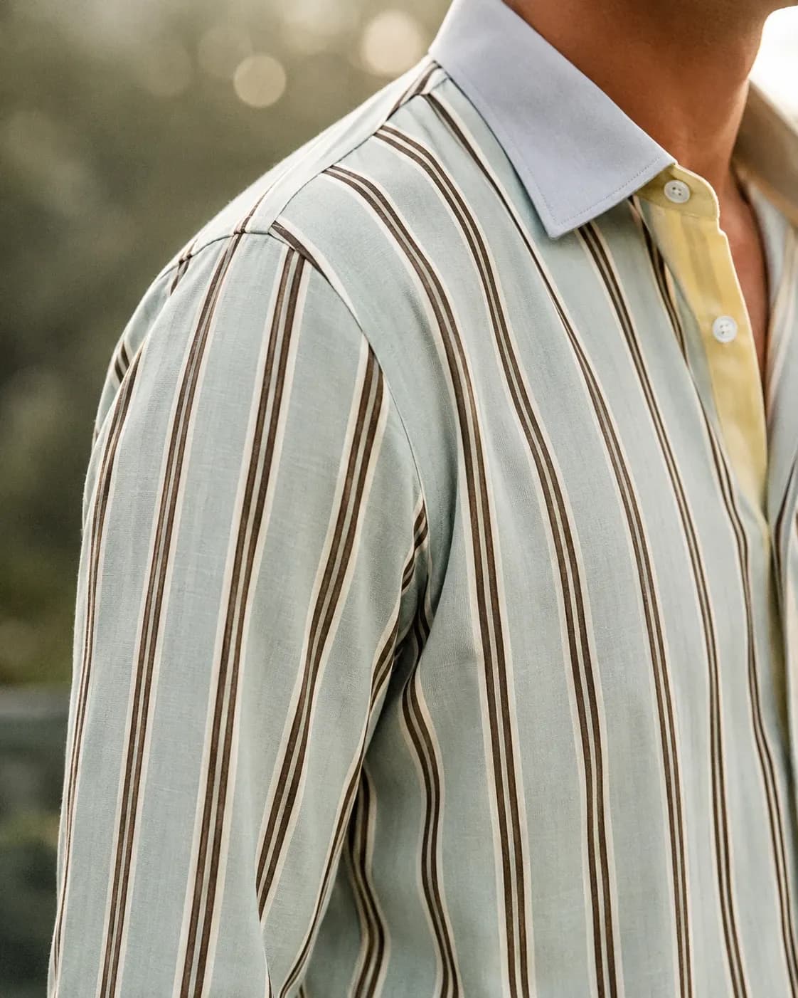 Striped smart-casual shirt collar and placket detail